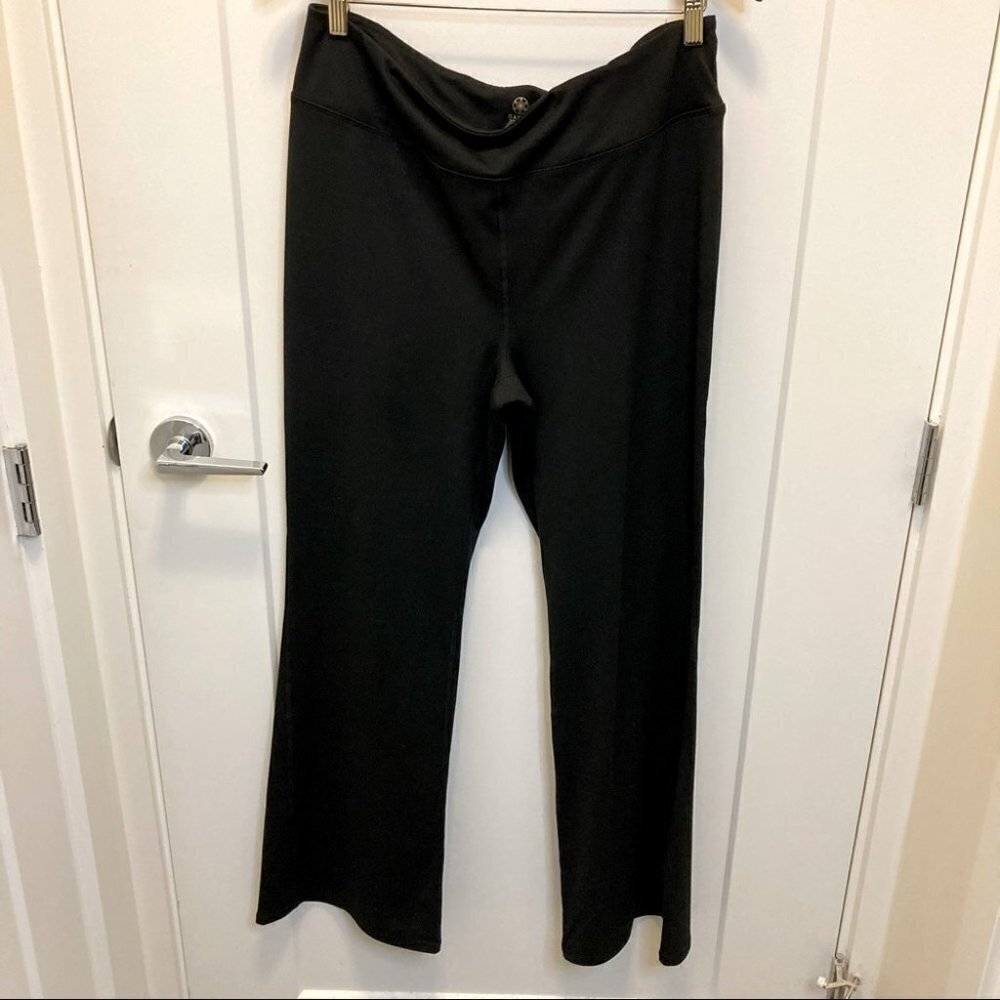 GAIAM Sz XL Fit and Flare Pants Athleisure Black